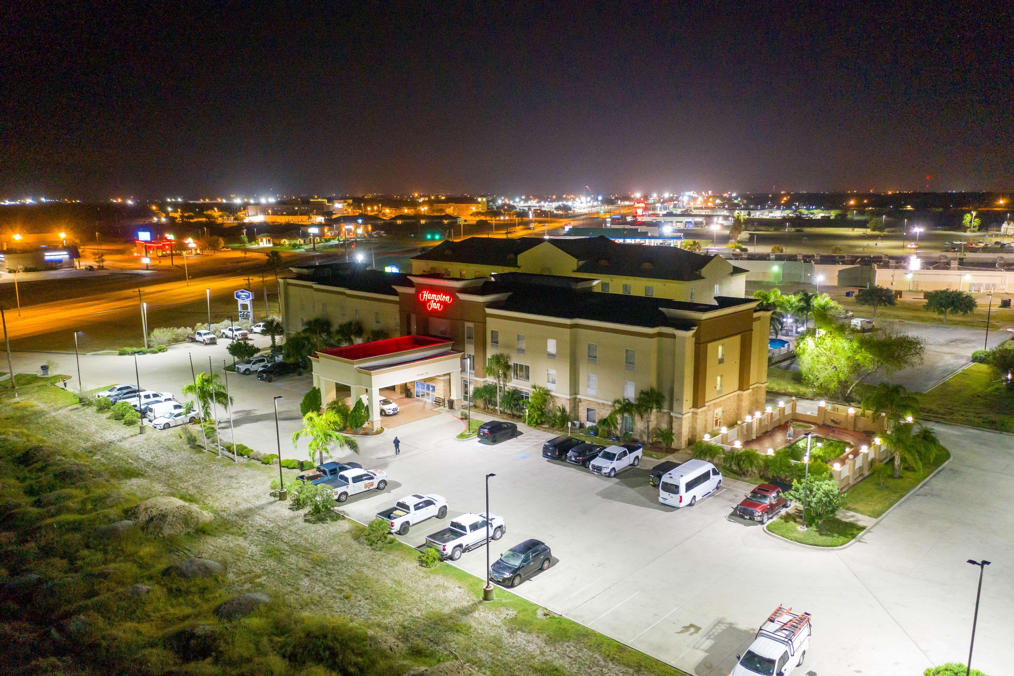 Hampton Inn Alice Kültér fotó